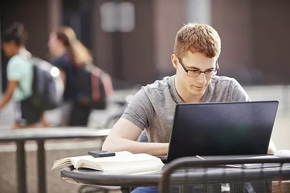 , Online Engineering Courses: A Complete Guide for Working Learners